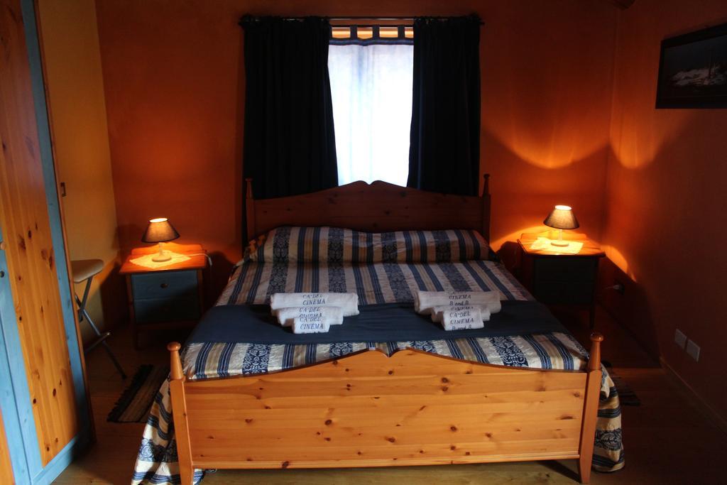 Mombercelli Holiday Home Ca' Del Cinema الغرفة الصورة
